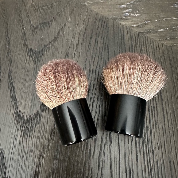 Chanel Makeup Brushes Kabuki 2 Pieces - Picture 7 of 7